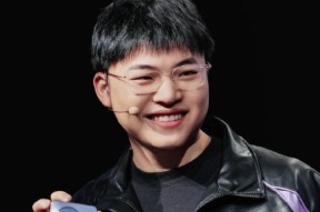 lol在线投注刚刚！Doinb在RNG比赛中回归赛场国际比赛日里昂备战全明星赛，深圳男篮刷新队史纪录备战意甲(2025中美国际篮球明星赛直播在线看)